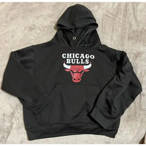 Majestic Youth SZ Small Black Hoodie Chicago Bulls Long Sleeve Pocket Basketball